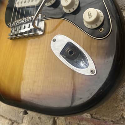 Fender Stratocaster 1975 - 3 Tone Sunburst image 12
