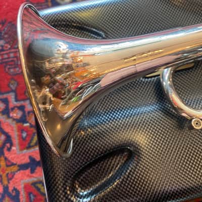 Vintage 1980s Getzen Eterna 700 Bb Trumpet Silver-Plated Just Serviced & Polished image 2