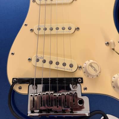Fender American Ultra Stratocaster - Cobra Blue With Roland GK-2A Pickup, Suhr Gigbag! image 3