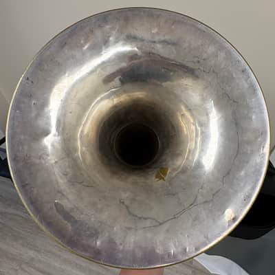 Holton Tuba, Full Size image 8