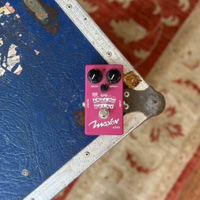 Maxon AD10 Analog Delay | Reverb