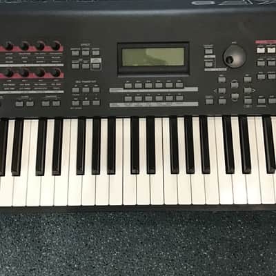 Yamaha MOXF8 LATE 2000’s - BLACK image 3