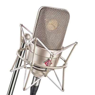 Neumann TLM 67 Microphone | Reverb