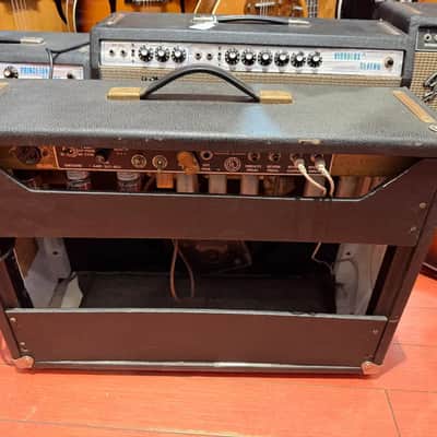 1965 Fender Deluxe Reverb Blackface image 10
