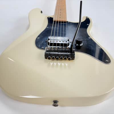 Fender Stratocaster SF-451M Boxer White 1984-1987 made in Japan image 5
