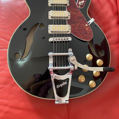 Eastwood Airline H78 2020 - Black - with original hard case image 3