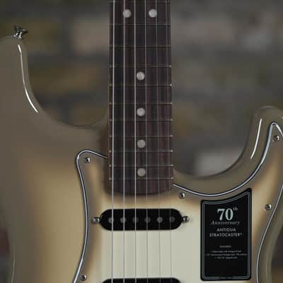 Fender 70th Anniversary Vintera® II Antigua Stratocaster® - Antigua image 5
