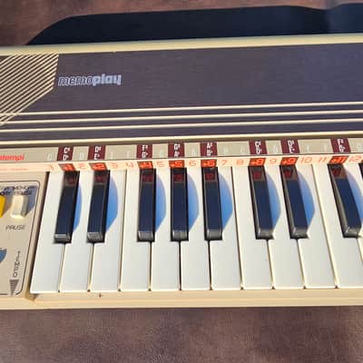 Bontempi : The MemoPLAY ( 70 ' S ) image 2
