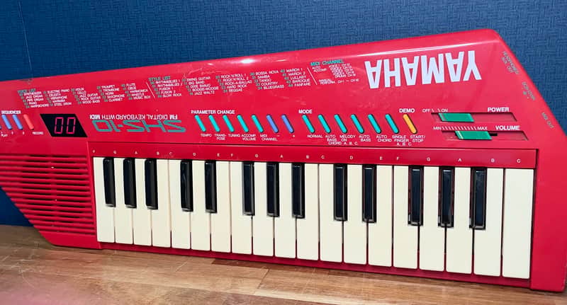 Yamaha SHS-10R Keytar - Red image 1