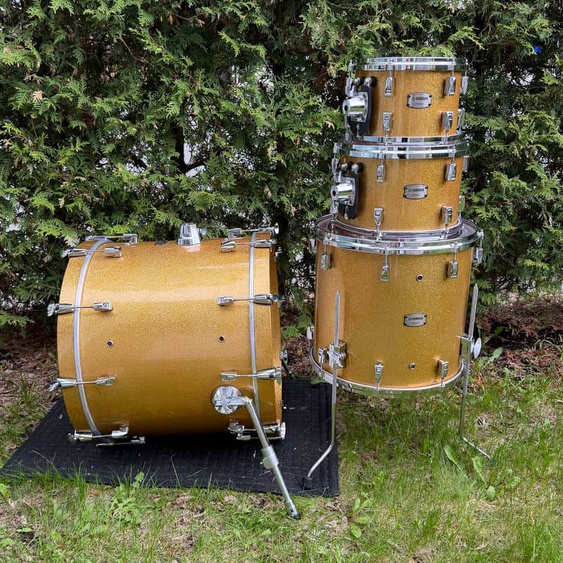 Yamaha Absolute Hybrid Maple Drum Set 22 16 12 10 Drum Set Gold Champagne Sparkle image 1