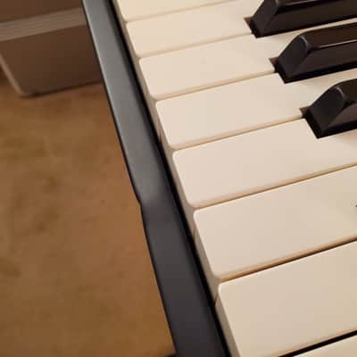 CERTIFIED!!! ROLAND RD700 STAGE PIANO FULLY INSPECTED SERVICED AND IN AMAZING CONDITION! image 13