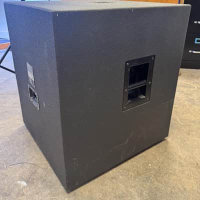Yamaha CW118V 18 In. Club Concert Series Subwoofer Speaker image 3