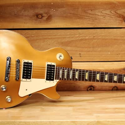 GIBSON 2011 LES PAUL 50s TRIBUTE T Worn Goldtop Relic! + Hard Case 10399 image 2