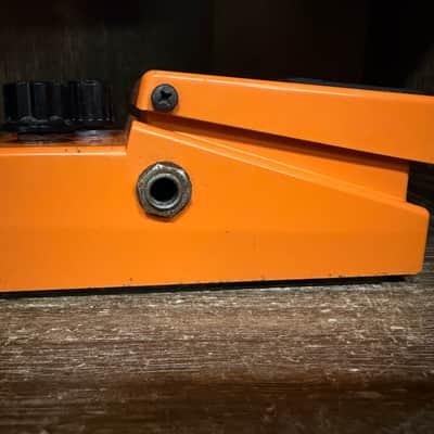 Boss DS-1 Distortion (Silver Label) - Orange image 3