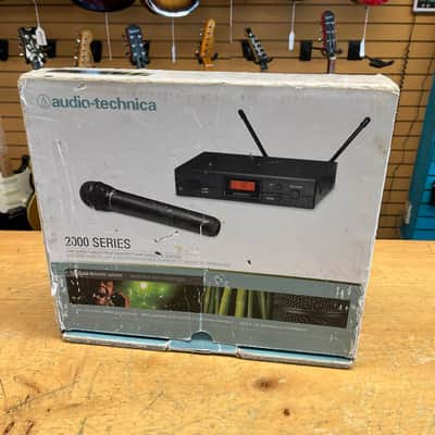 Audio-Technica ATW-R2100a Receiver w/ ATW-T220A Wireless Microphone image 8