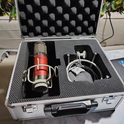 Avantone CK‑6 Classic Condenser Microphone – Red/Chrome – Shock Mount + Hard Case imagen 7