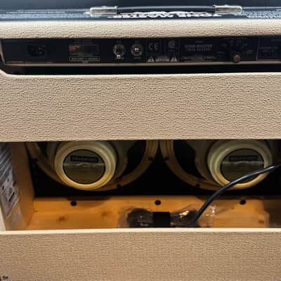 Fender Tone Master Twin Reverb 2-Channel 85-Watt 2x12" Digital Guitar Combo 2020 - Present - Blonde image 8