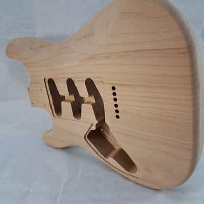 Unfinished Alder SSS Hardtail guitar body - fits Fender Strat Stratocaster necks J2395 image 5