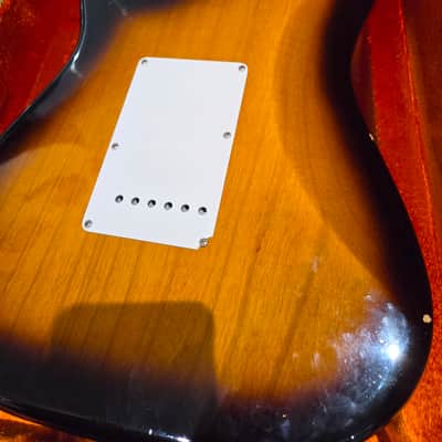 Used Fender 1954 American Vintage Reissue Stratocaster 2015 - Sunburst w/ OHSC image 9