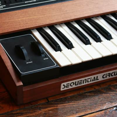Sequential Prophet 5 Rev 3.2 61-Key 5-Voice Polyphonic Synthesizer (Serial no. 5418) image 6