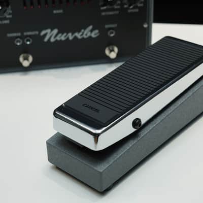 Korg Nuvibe Vibrato/Chorus Effector Pedal image 4