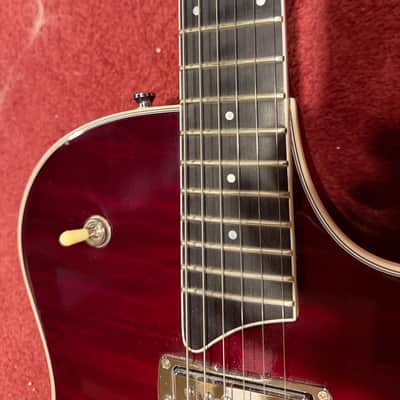 Taylor T3 semi-hollow image 3