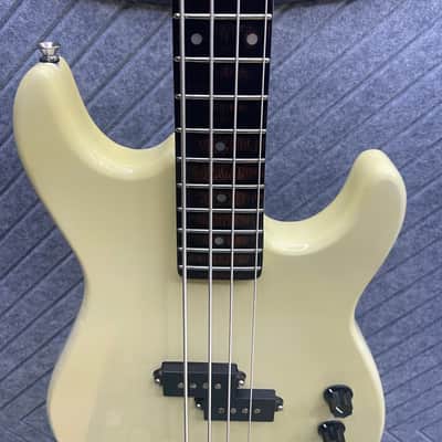 Kay Starter Series Bass Vintage White Cream Short Scale image 6