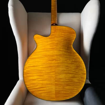 JR Zeidler Jazz Deluxe Special 18" Archtop image 2