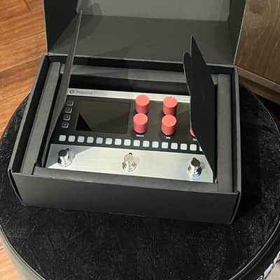 Polyend Mess Multi-Effect Step Sequencer 2025 - Present - Silver image 4