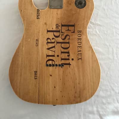Electric Guitar - Reclaimed Wood from Wine Crate - Semi Hollow with F Holes - T-Style - Esprit 039 image 2