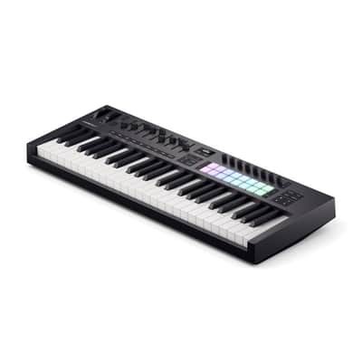 Novation Launchkey 49 Mk4 MIDI Keyboard Controller image 3