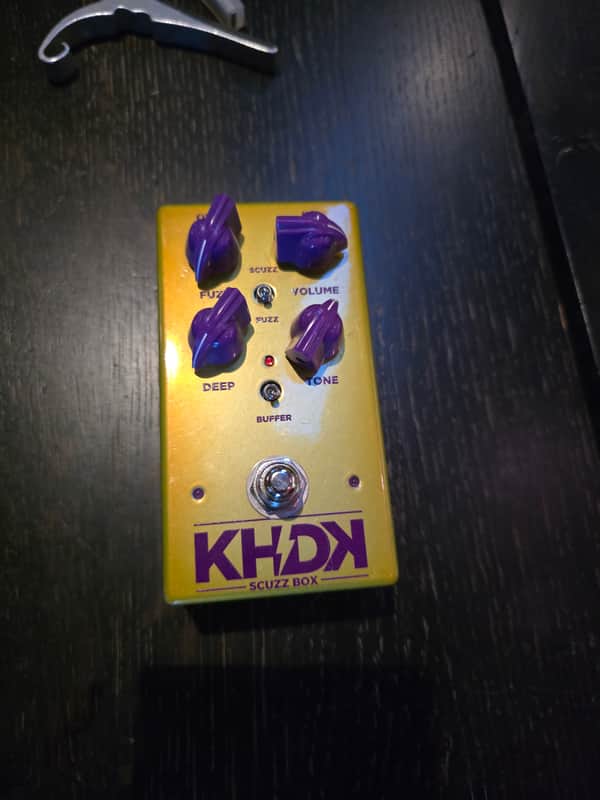 KHDK Electronics Scuzz Box Fuzz 2010s - Yellow image 1