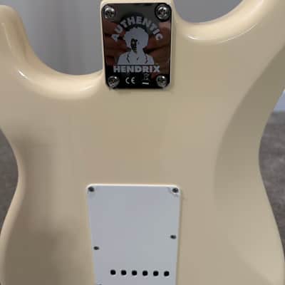 Fender Jimi Hendrix Artist Series Signature Stratocaster 2015 - Present - Olympic White image 3