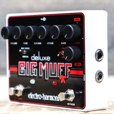 Electro-Harmonix Deluxe Big Muff Pi Fuzz with Foot-Switchable Mids Effect Pedal image 2