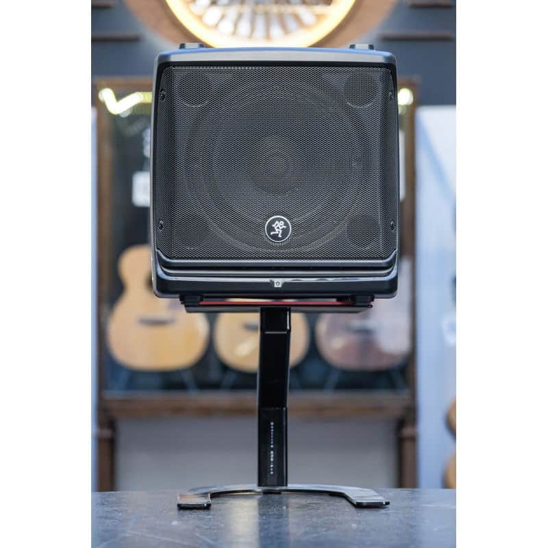 USED Mackie DLM8 8´ 2000-Watt Powered Loudspeaker ´ image 1
