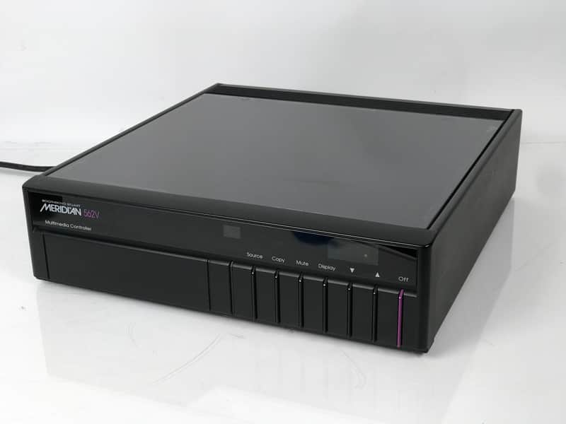Meridian 562V Multi Media Controller / Preamplifier