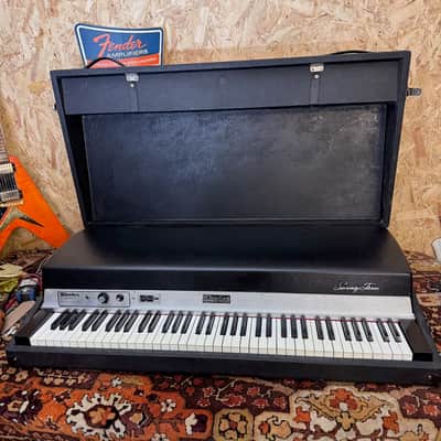 Rhodes Mark I Stage 73-Key Electric Piano (1975 - 1979) | Reverb UK