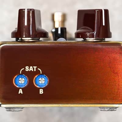 Vemuram Las Lunas 70's Distortion effect pedal *AUTHORIZED DEALER image 6