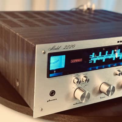 🎶✨ Marantz Model 2220 Vintage Stereo Receiver w/ Wood Case — Serviced/Cleaned, LED Dial, FM Stereo Working, Excellent Sound image 4