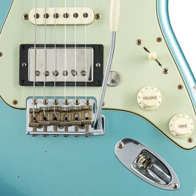 Fender Limited Edition '59 Stratocaster HSS Relic Daphne Blue Metallic - Custom Electric Guitar image 9