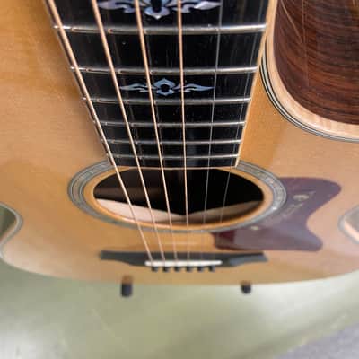 Taylor 812ce with ES1 Electronics 2003 - 2012 - Natural image 4