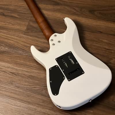 Soloking MS-1 Custom 24 HSS Flat Top in White Gloss Nafiri Special Run image 4