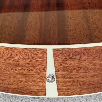Guild B-140E Acoustic Electric Bass Guitar, Natural Finish, Guild Gig Bag image 14