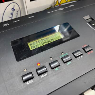 Yamaha SY55 1980s Synthesizer image 2