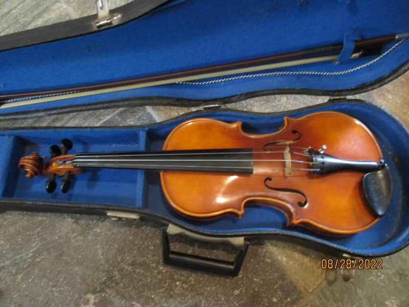 Georg Kessler brand 1/2 size violin, Made in Germany. For 6 to 9 years old. image 1