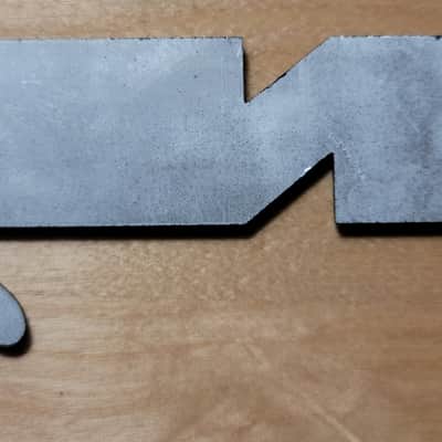 Line 6 Classic Logo - Metal image 4