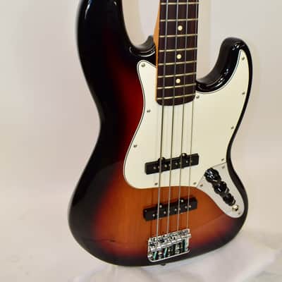 2024 Fender Player II Jazz Bass, Rosewood Fingerboard, 3-Color Sunburst image 2