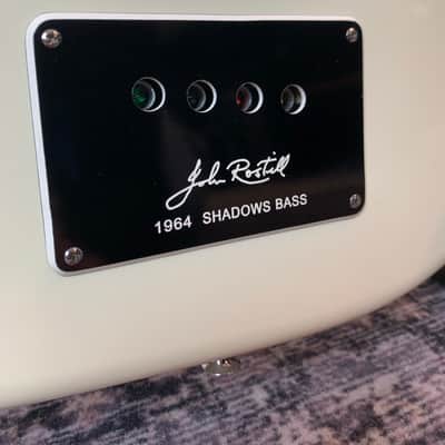 Burns Limited Edition 1964 Shadows Bass John Rostill nr. 287 of 500 2006 White image 6