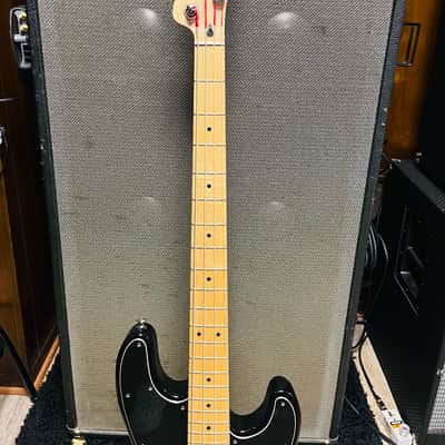 Squier Vintage Modified Precision Bass TB 2008 - 2012 - 3-Color Sunburst image 3