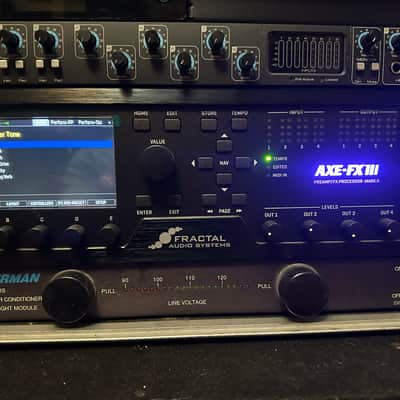Axe-FX II XL+ mfc-101 mark Ⅲ Fractal Audio Axe FX II XL+ complete system w/ MFC-101 mark III